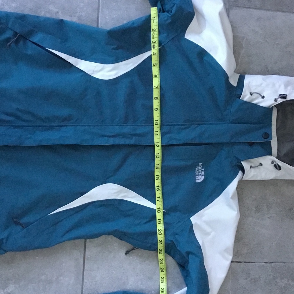 The North Face Hyvent Jacket with removable hood- size M - Picture 13 of 15